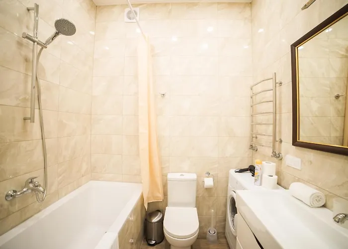 Asao-apartments Walking Center Zone לבוב